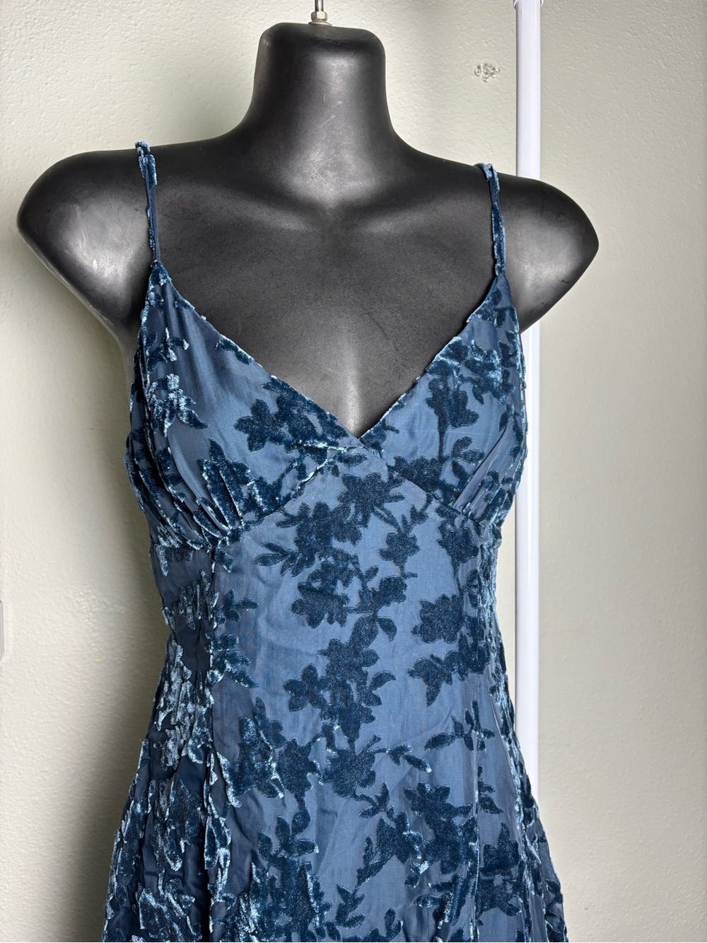 Lulu's Teal-Blue Floral Velvet-Accent Slip Dress